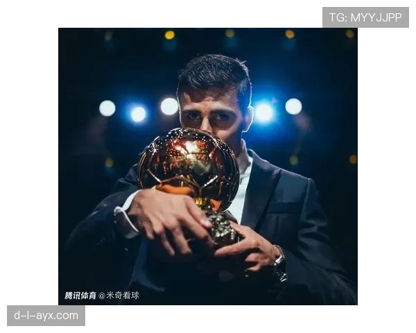 Rodri 向年轻队友分享经验,助力球队未来发展保持竞争力 Rodri 向年轻队友分享经验,助力球队未来发展保持竞争力